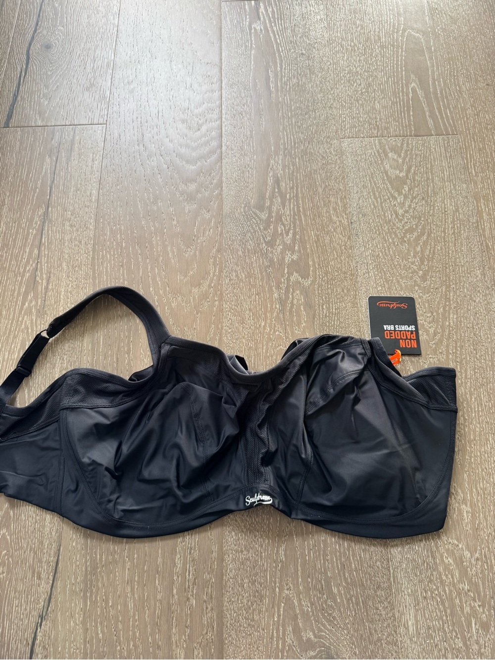 Sculptresse non-padded black sports bra